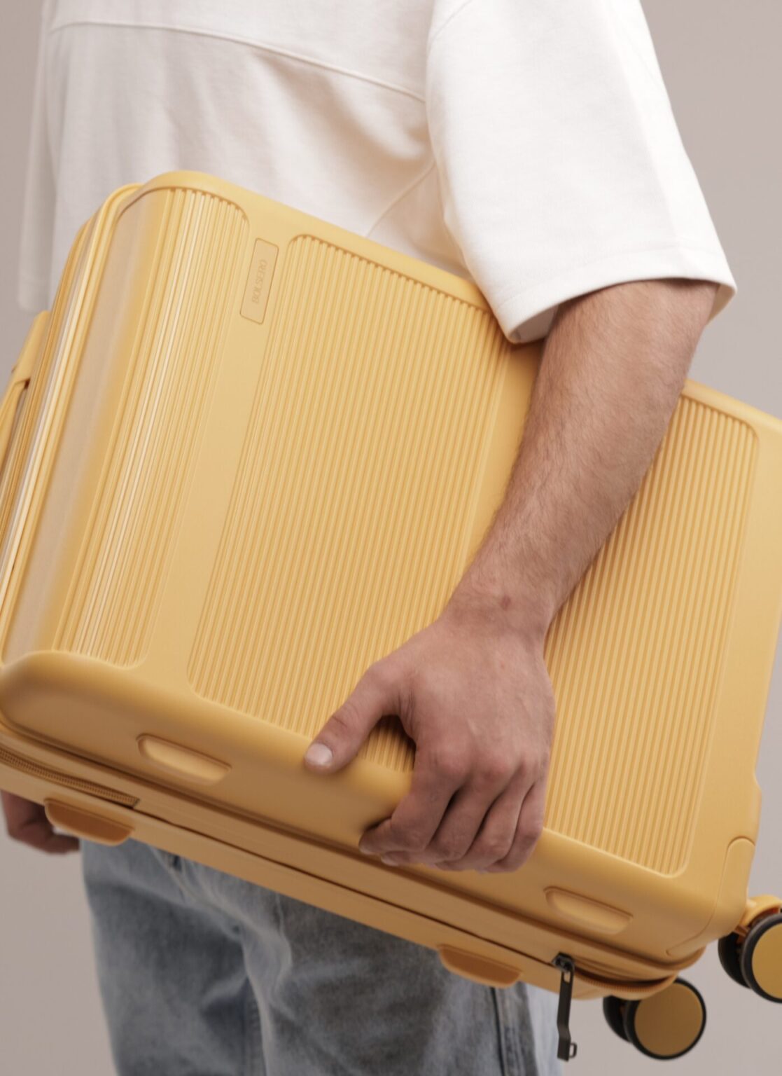 Trendy travel luggage | suitcase size M | ճամպրուկ