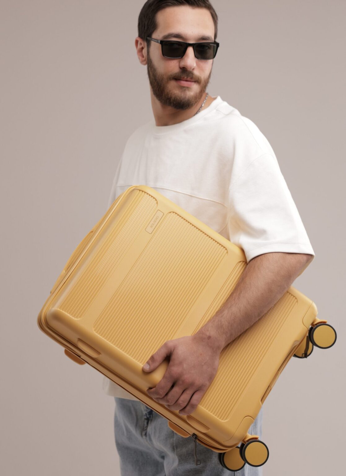 Trendy travel luggage | suitcase size M | ճամպրուկ