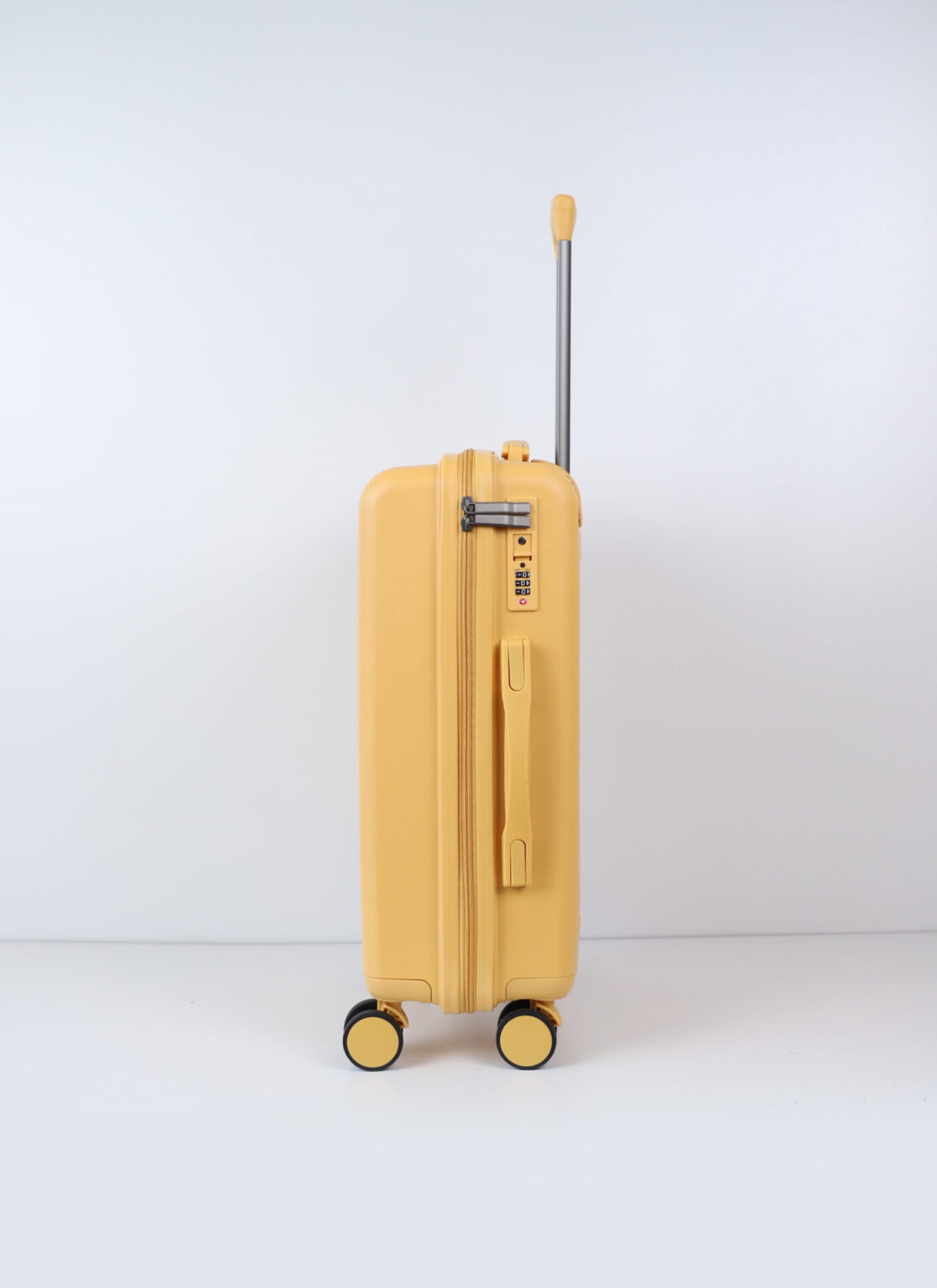 Trendy travel luggage | suitcase size M | ճամպրուկ