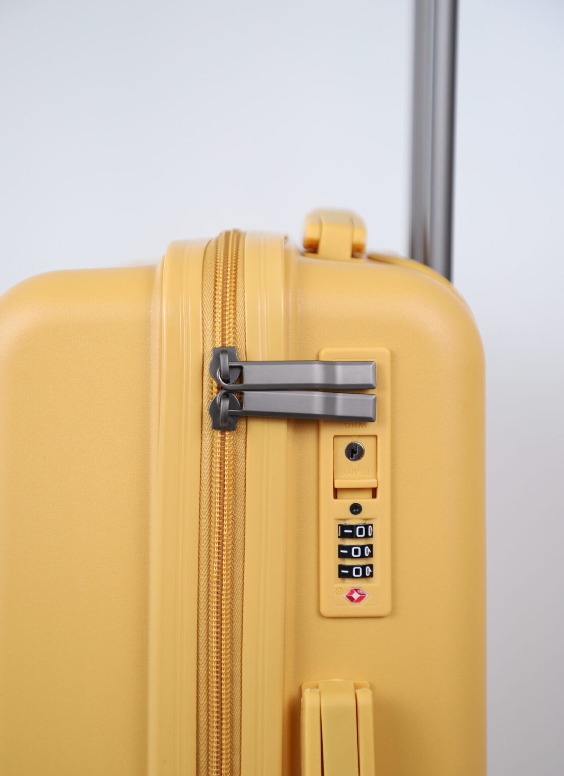 Trendy travel luggage | suitcase size M | ճամպրուկ