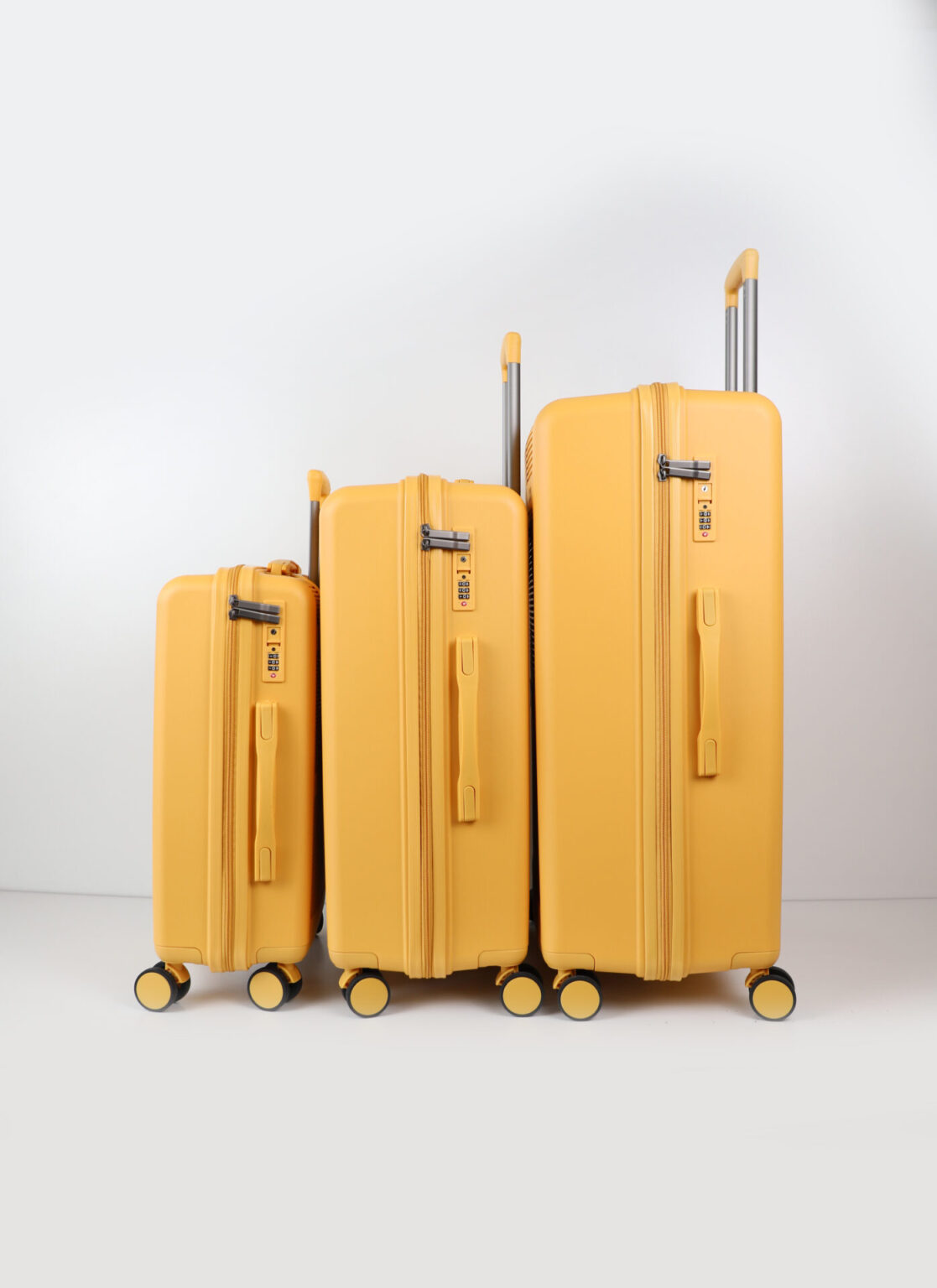 Trendy travel luggage | suitcase size M | ճամպրուկ