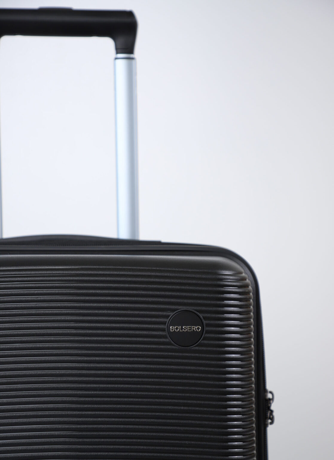 Travel Suitcase in Yerevan size L | ճամպրուկ Երևանում