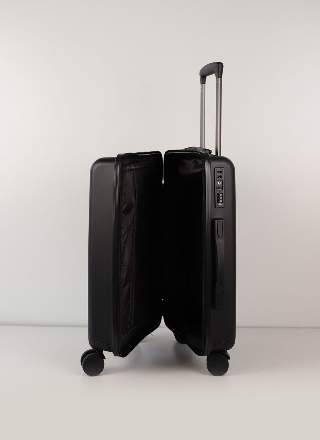 Trendy travel luggage | suitcase size M | ճամպրուկ
