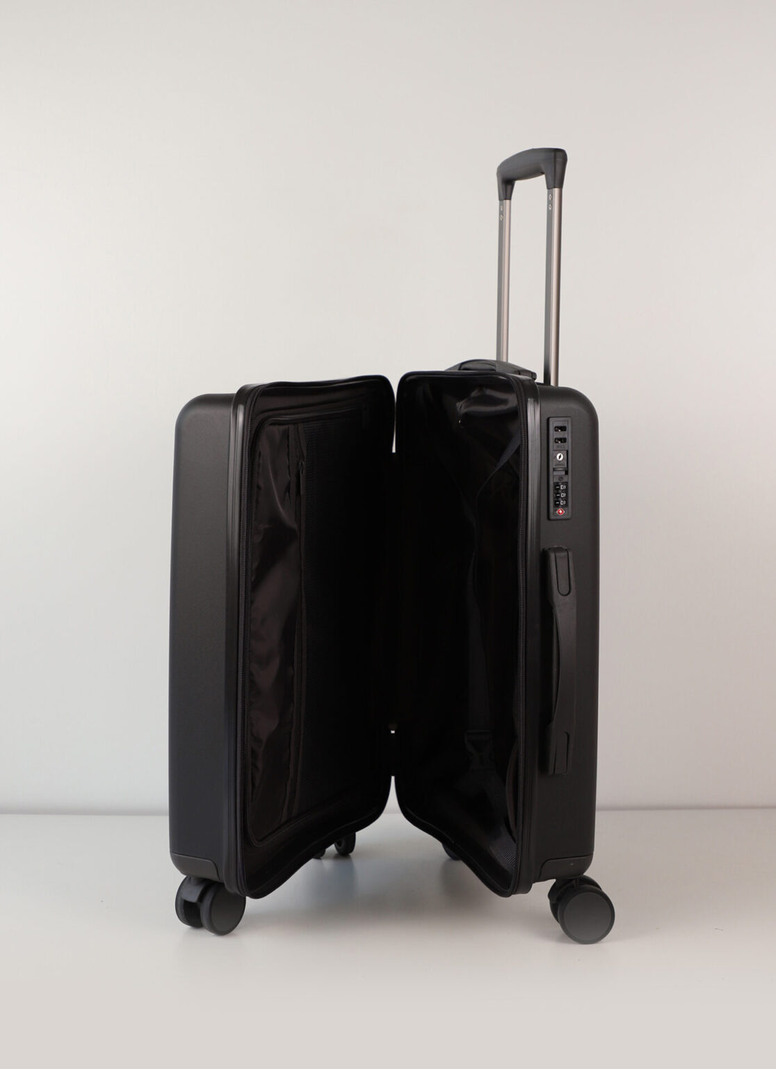 Travel Luggage with Wheels in Yerevan size L | ճամփորդական ճամպրուկ