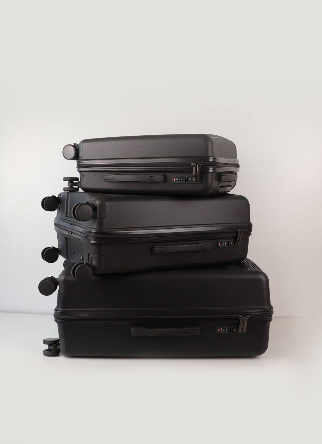 Travel Luggage with Wheels in Yerevan size L | ճամփորդական ճամպրուկ