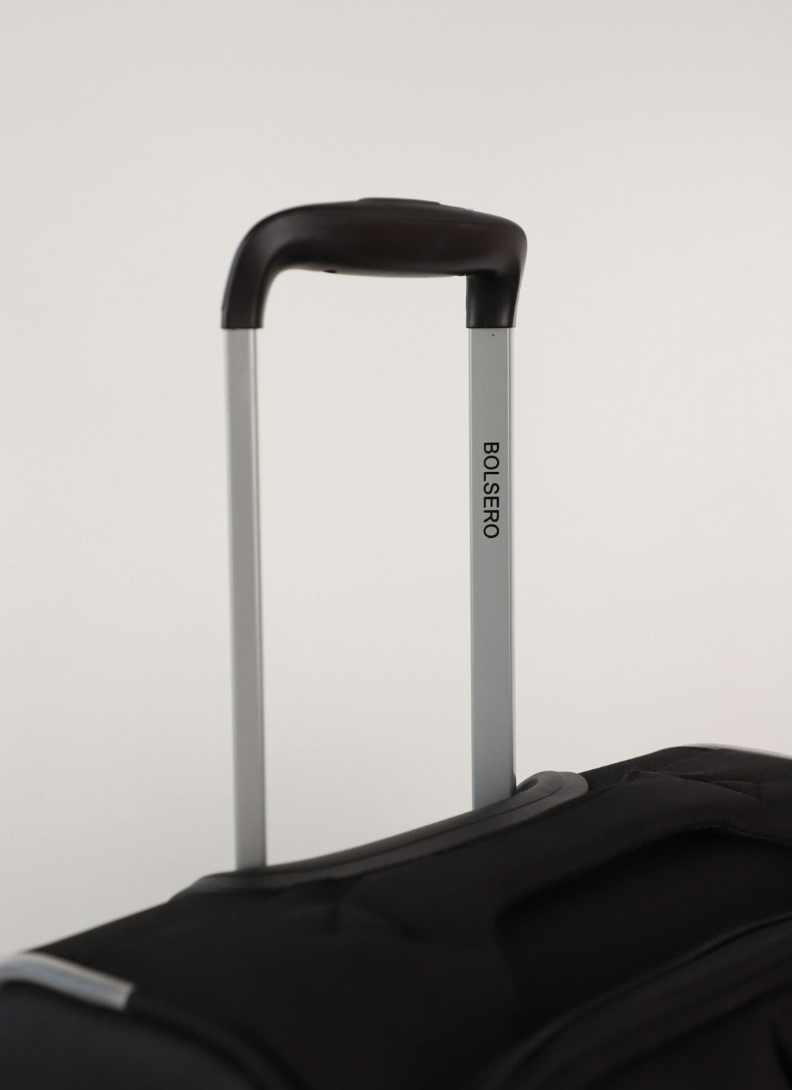 Travel Luggage with Wheels in Yerevan size L | ճամփորդական ճամպրուկ