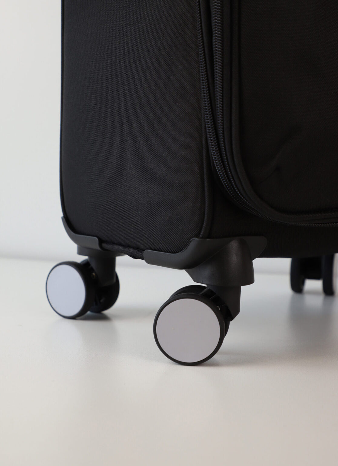 Travel Luggage with Wheels in Yerevan size L | ճամփորդական ճամպրուկ