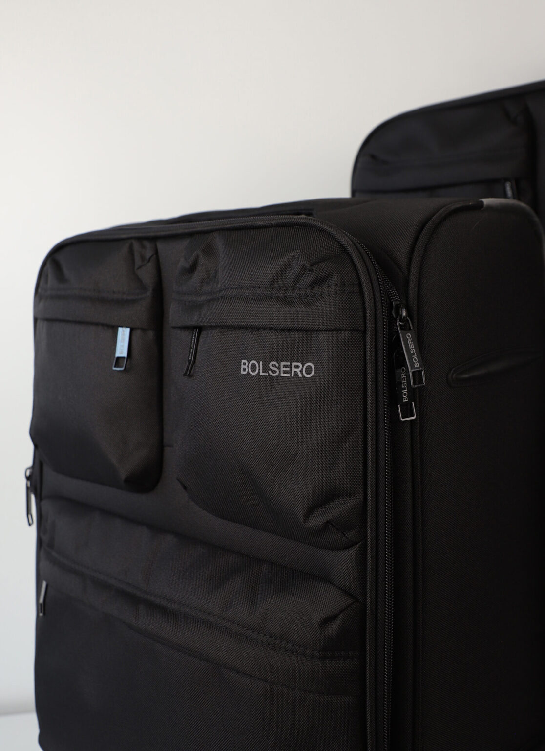 Travel Luggage with Wheels in Yerevan size L | ճամփորդական ճամպրուկ