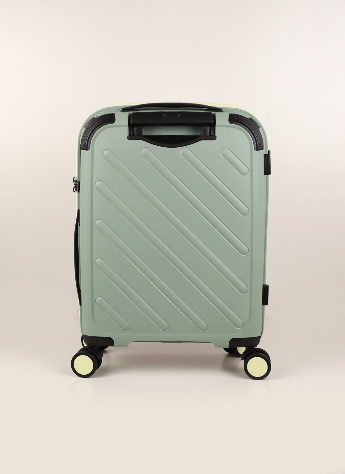 Lightweight hard-shell suitcase size M | Ճամպրուկ