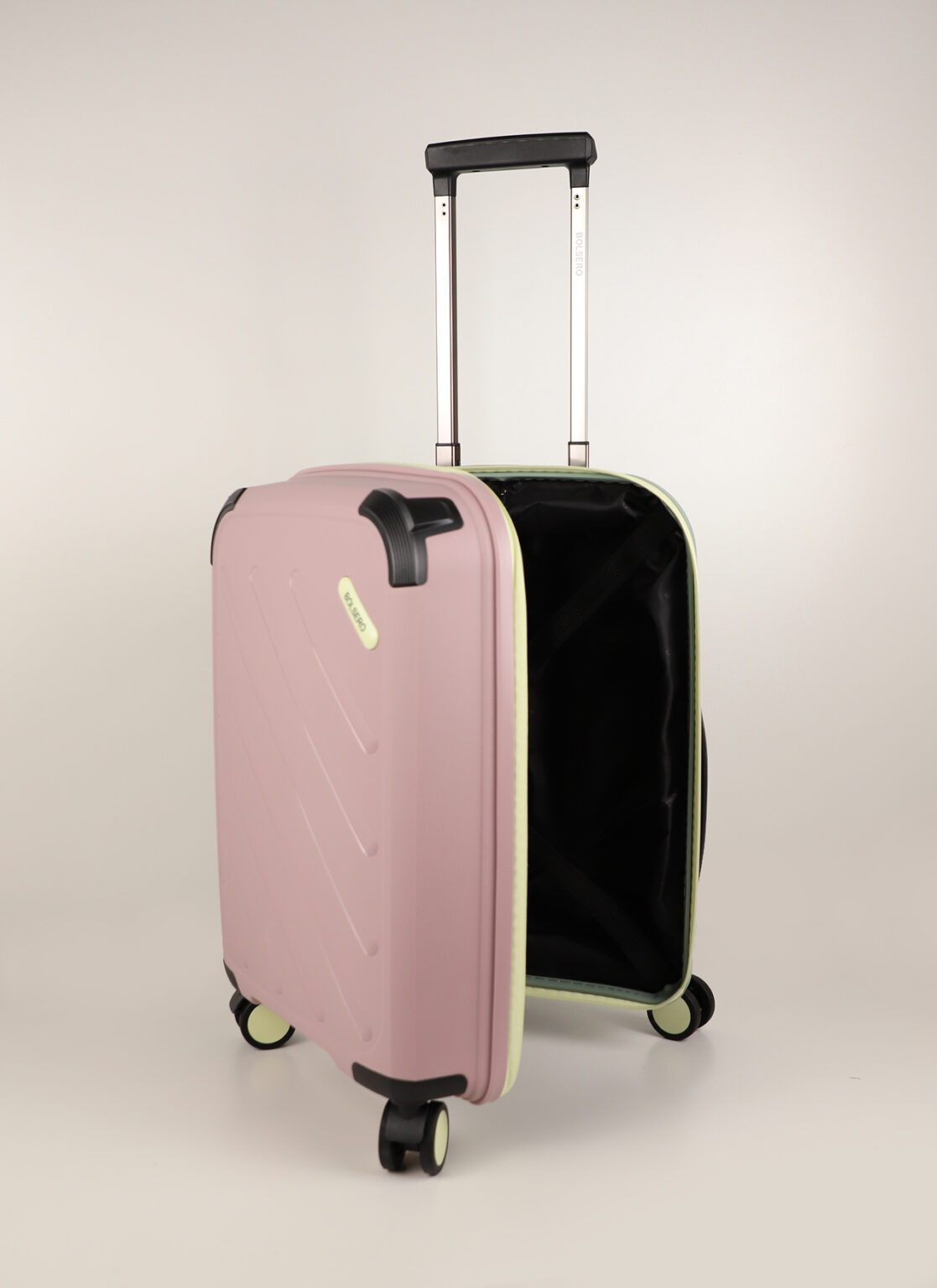 Lightweight hard-shell suitcase size M | Ճամպրուկ