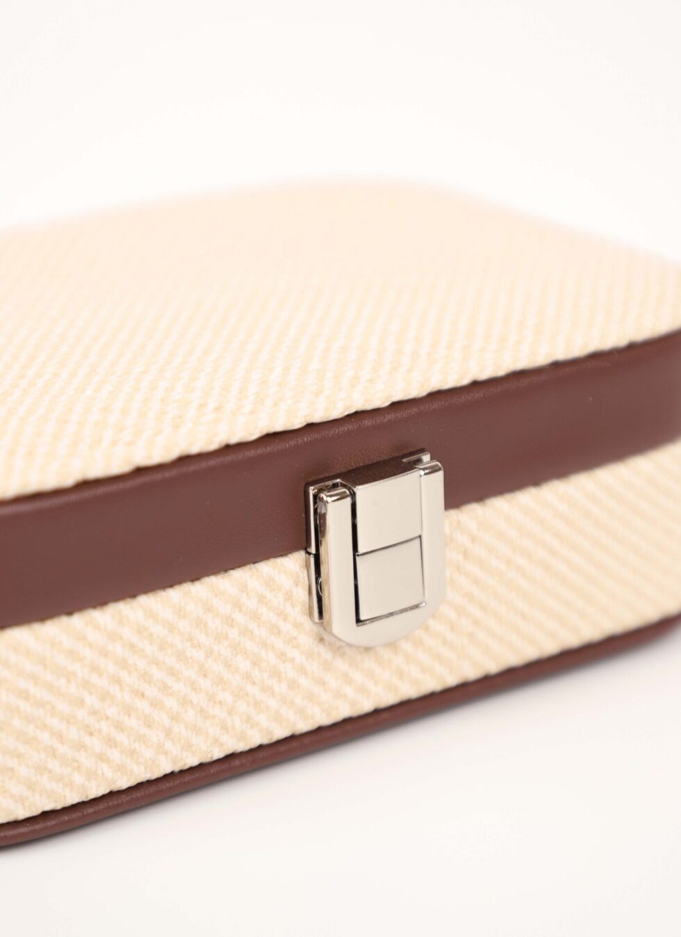 Jewelry box